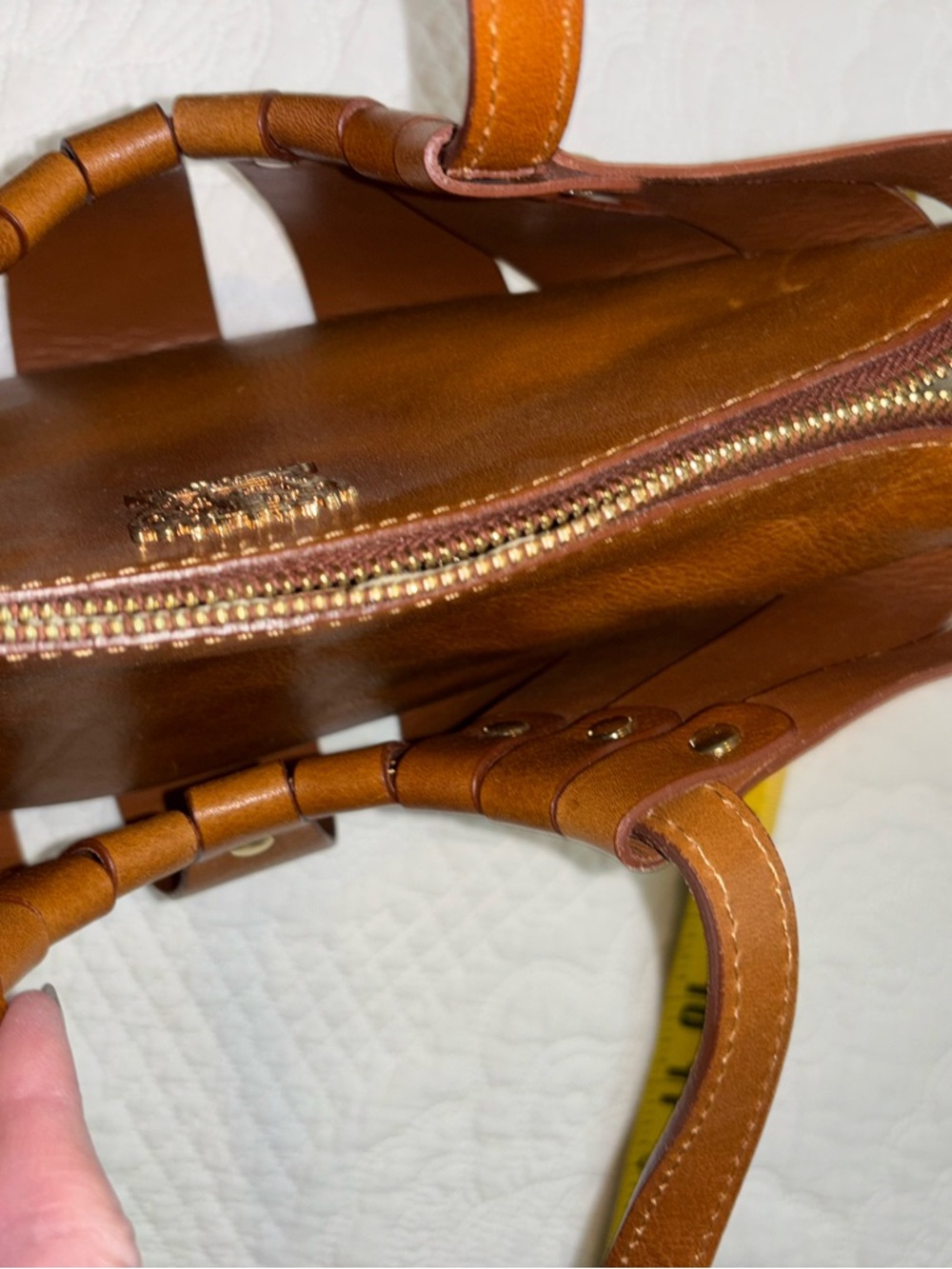 Cute classy leather Women’s Brown Leather Tote Handbag - Picture 7 of 9
